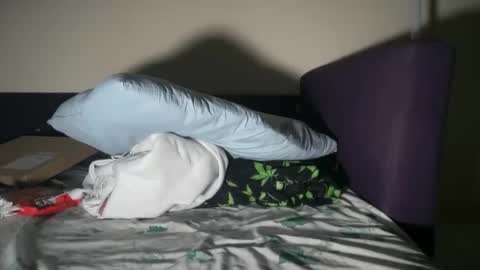 teddy_bananaaa online show from November 11, 2:58 am