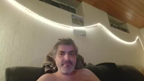 Peter online show from November 26, 8:49 pm