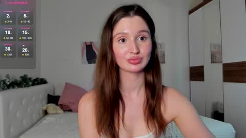 Snapshot of tender_babyy chatting on January 26, 2:19 pm Sexy girl Li online show from January 26, 2:19 pm