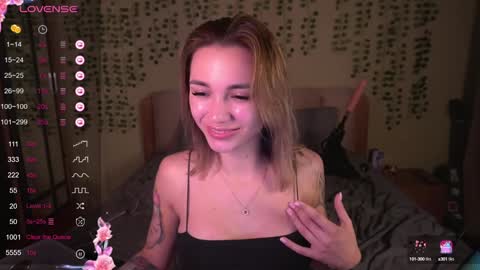 Snapshot of teona_amore chatting on January 28, 4:41 pm Teya online show from January 28, 4:41 pm