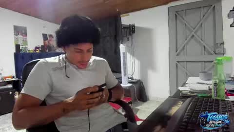 teoyes_ online show from March 5, 12:41 am