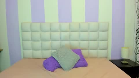Snapshot of teresasroom_ chatting on October 14, 2:09 pm Teresa online show from October 14, 2:09 pm