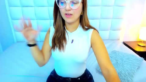 Teresa online show from February 5, 4:32 pm