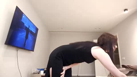 Snapshot of tericapankiw chatting on October 31, 10:15 am Lina online show from October 31, 10:15 am