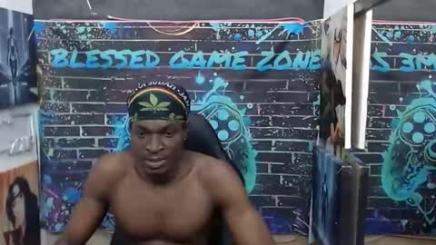 terry_zyzz online show from April 3, 7:43 pm