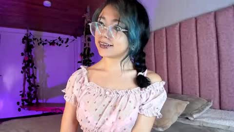 terumikitty online show from October 3, 9:34 pm