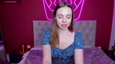 Tessa 3 online show from February 22, 5:02 am