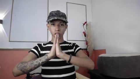 tessachains online show from November 19, 11:25 pm