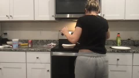 Daphne Summers online show from January 9, 6:02 pm