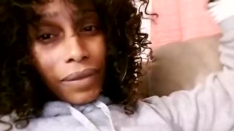 sexi lexi online show from December 5, 7:10 am