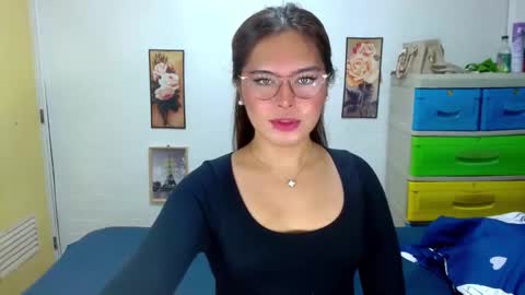 Snapshot of tgirlselena chatting on September 17, 8:56 pm tgirlselena online show from September 17, 8:56 pm