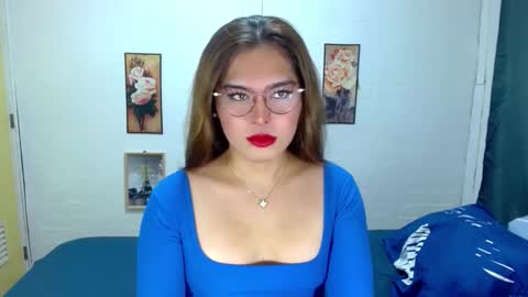 Snapshot of tgirlselena chatting on September 14, 3:24 pm tgirlselena online show from September 14, 3:24 pm