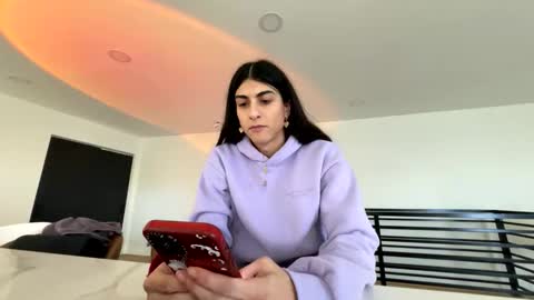 babygirlmami online show from February 21, 6:44 pm