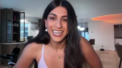 babygirlmami online show from November 27, 12:40 am