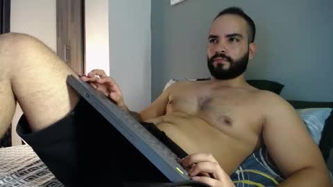 th1ago828986 online show from February 24, 2:25 am