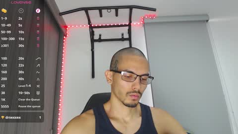 INSTAGRAM   Th1rss online show from February 8, 3:10 pm