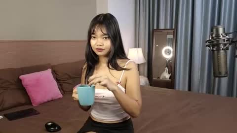 AbbieThai  online show from February 12, 11:36 am