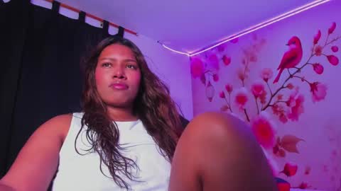 Snapshot of thais_waldrof chatting on September 26, 3:58 am Andreina online show from September 26, 3:58 am