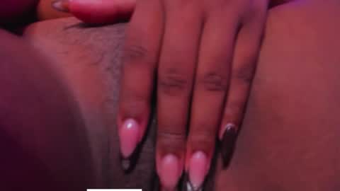 Snapshot of thais_waldrof chatting on October 8, 5:46 am Andreina online show from October 8, 5:46 am