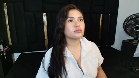 T H A I S  online show from April 1, 11:56 pm