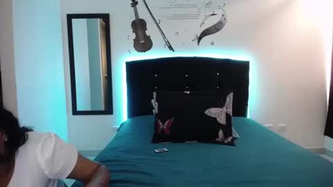 Thalia online show from September 21, 12:53 pm