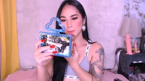 Thalia online show from March 1, 12:23 pm