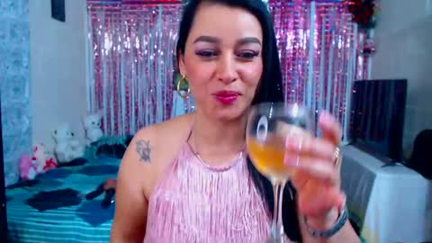 Snapshot of thaliaa_hot_ chatting on October 19, 6:07 am thaliaa online show from October 19, 6:07 am