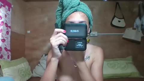 thalia powers online show from April 3, 3:35 am