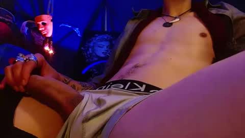 GIORGGIO online show from November 7, 8:39 am