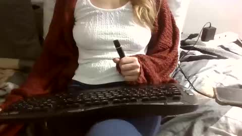 the crazy travellers online show from November 7, 8:28 am