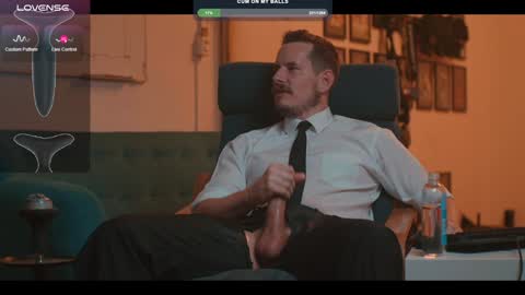 The DILF -  online show from December 17, 6:20 pm