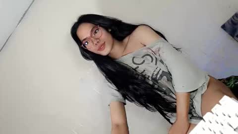 the_horny_bella online show from March 29, 1:57 pm