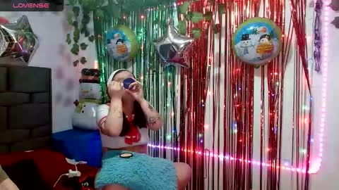 the_lesbian_game online show from December 22, 7:20 pm