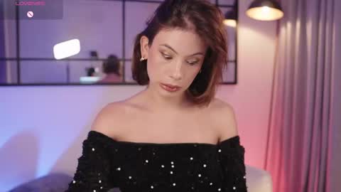 Thea online show from April 6, 11:28 pm