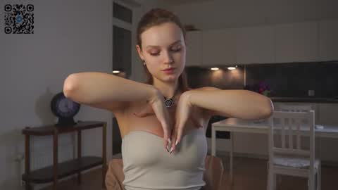 Emma online show from September 20, 5:38 pm