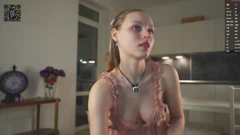 Emma online show from September 27, 6:27 pm