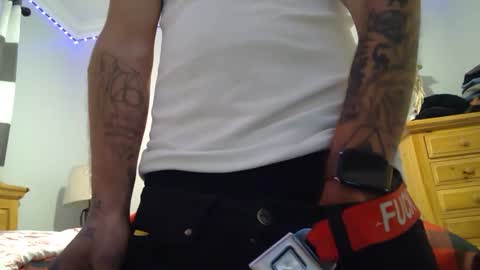 theamezcua98 online show from January 8, 4:23 am