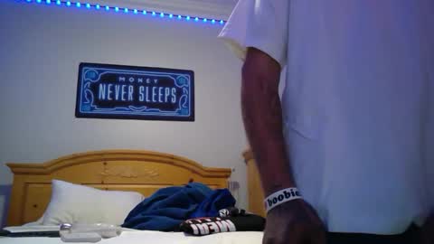 theamezcua98 online show from October 4, 7:06 am