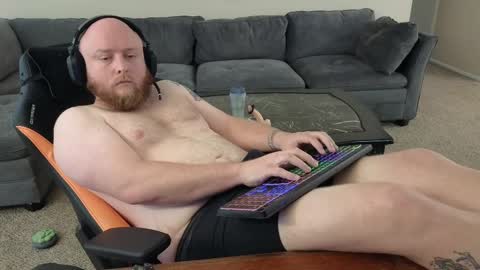 Snapshot of theballboy chatting on September 20, 7:28 pm theballboy online show from September 20, 7:28 pm