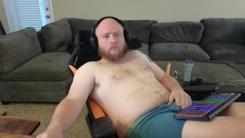 Snapshot of theballboy chatting on September 28, 2:04 pm theballboy online show from September 28, 2:04 pm