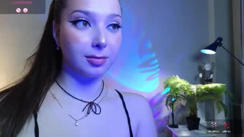 Snapshot of thebbylu chatting on October 1, 3:11 pm Lucy online show from October 1, 3:11 pm
