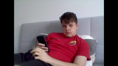 thecuteguy144949 online show from February 1, 8:50 am