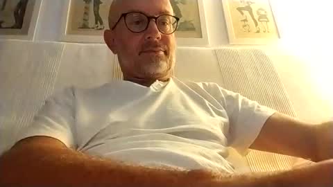 Snapshot of thedeardaddy chatting on October 10, 9:41 pm Venice man online show from October 10, 9:41 pm