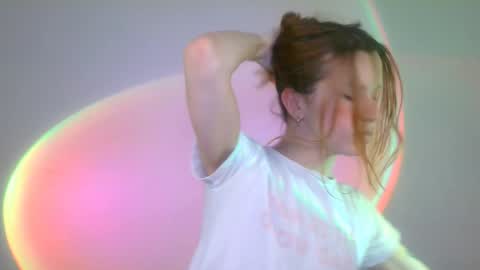 Yolanda online show from January 19, 7:04 pm