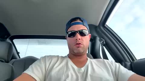 Carter Bates online show from November 28, 9:44 pm