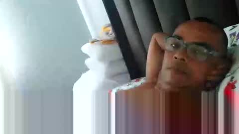 theerector online show from October 27, 9:09 am