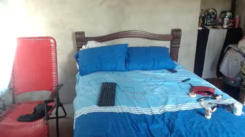 las cabras online show from April 7, 7:49 pm