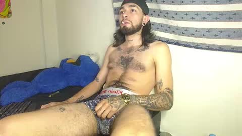 independent Model online show from February 4, 6:04 am