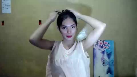 thegirlyouneedxoxo online show from February 24, 2:03 am