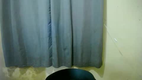 thegirlyouneedxoxo online show from March 5, 9:07 am